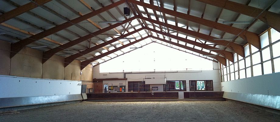kleine halle